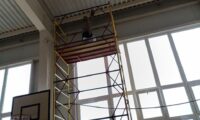 Уборка школ и дошкольных учреждений в Краснодаре - 41 Высотная очистка потолочных конструкций
